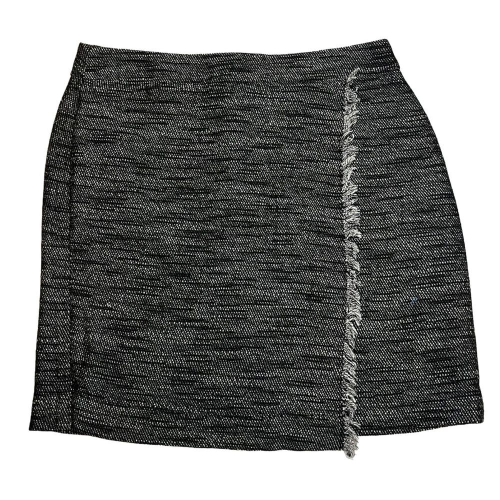 LOFT Black Grey Winter Mini Skirt size 6P Lined Faux Wrap Fringe